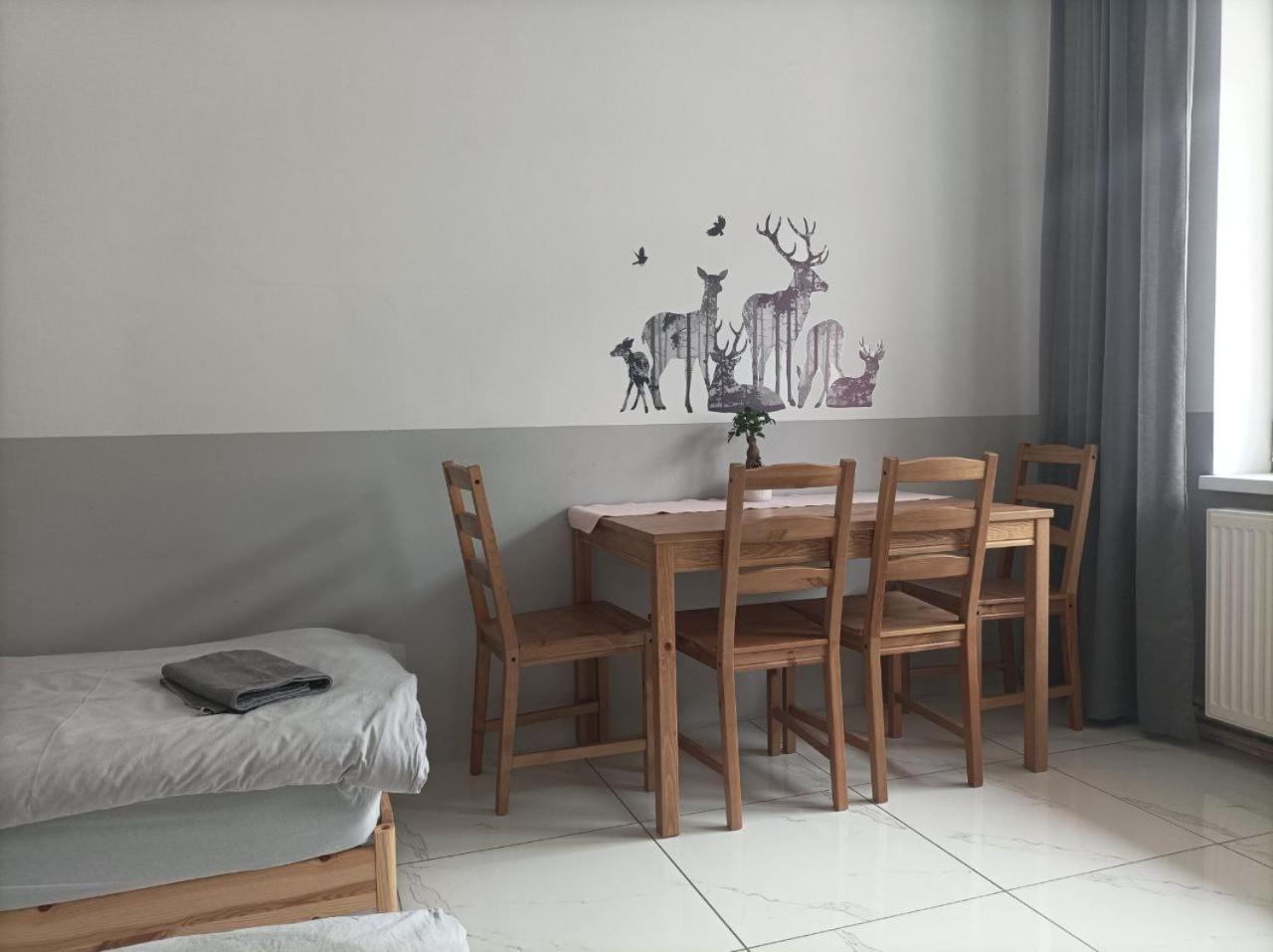 Za Ohradami Apartment Zavazna Poruba Luaran gambar