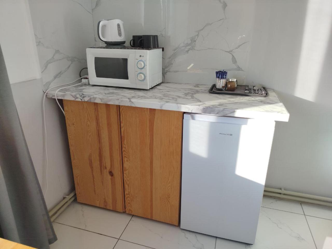 Za Ohradami Apartment Zavazna Poruba Luaran gambar