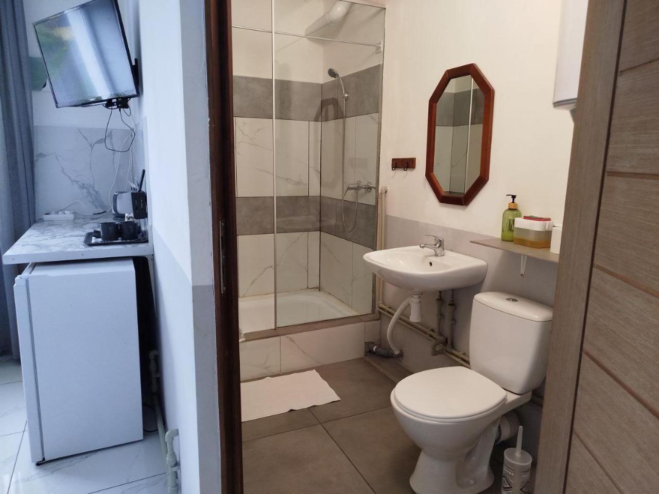 Za Ohradami Apartment Zavazna Poruba Luaran gambar