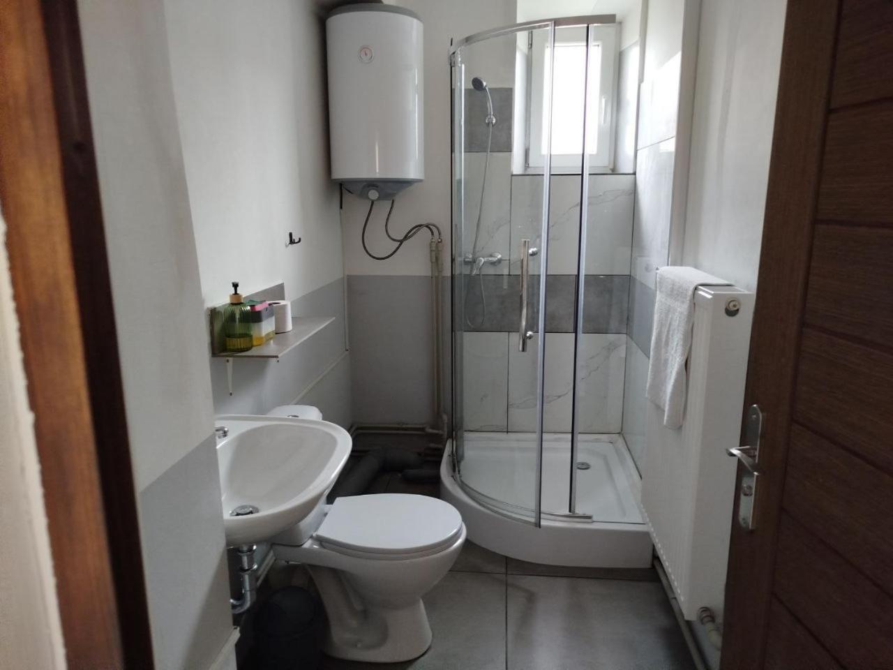 Za Ohradami Apartment Zavazna Poruba Luaran gambar